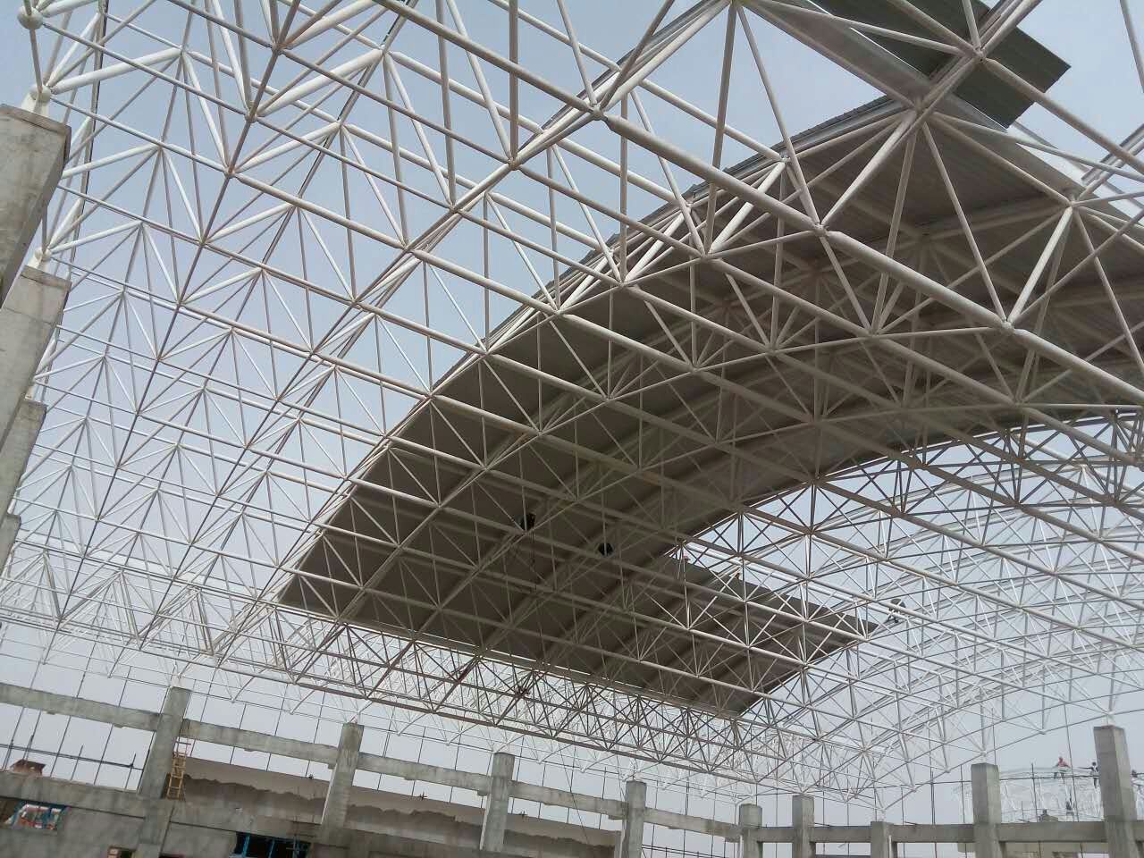 德惠青岛一汽网架